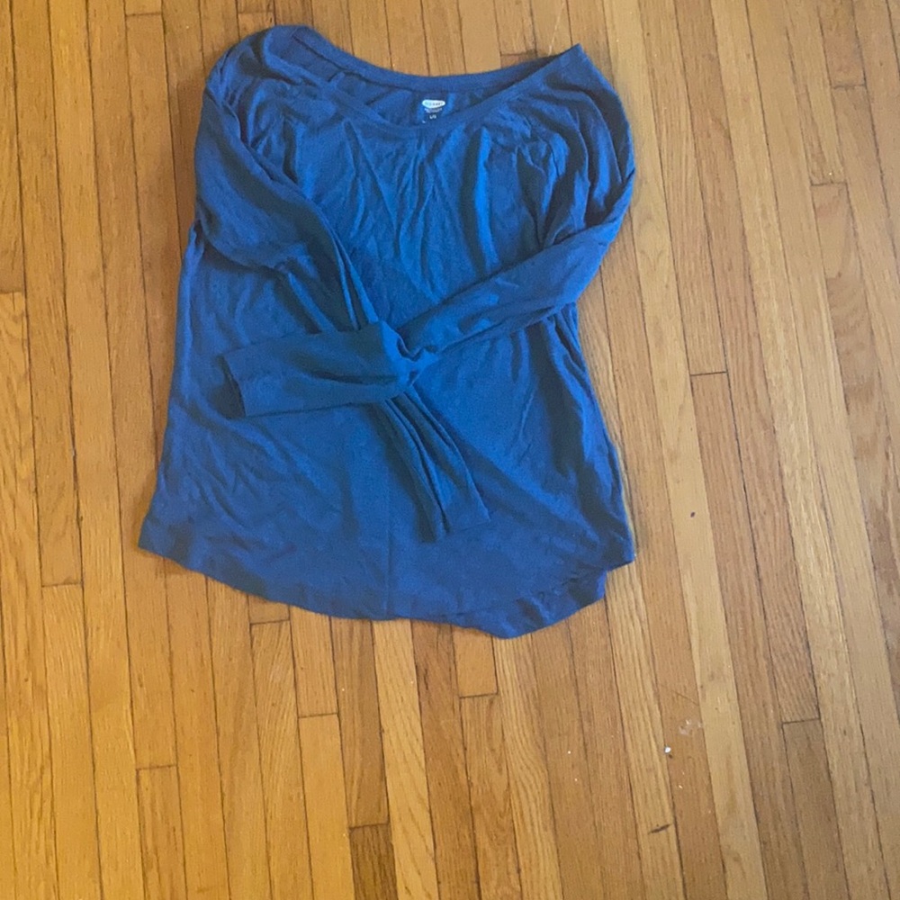Long sleeve teal T-shirt